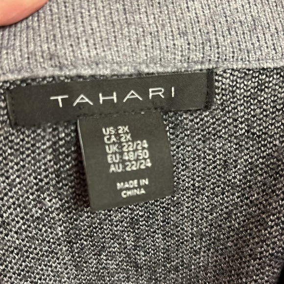 Tahari cardigan size 2x - Picture 3 of 4